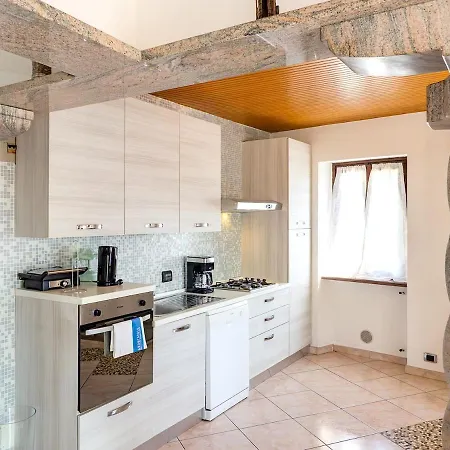 Como, View, Bbq Area & Plenty Of Space *